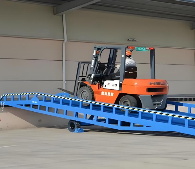绵阳移动式卸货平台（叉车用）